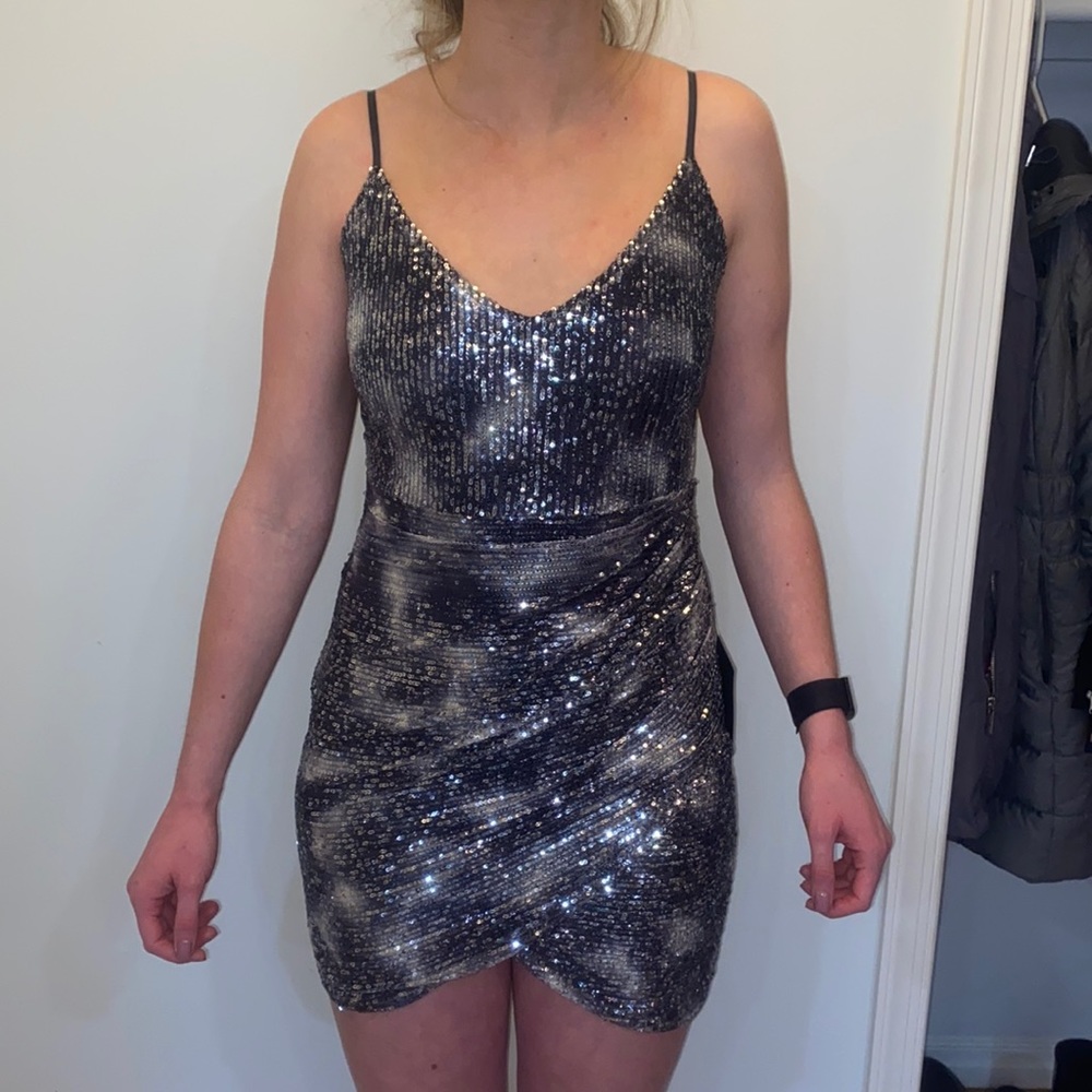 Brand new with tags lulus dress